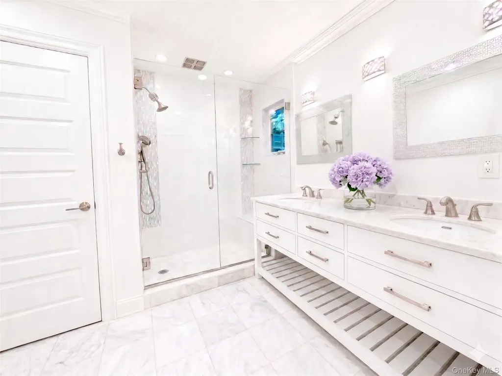5 Eaton Lane Scarsdale NY 10583