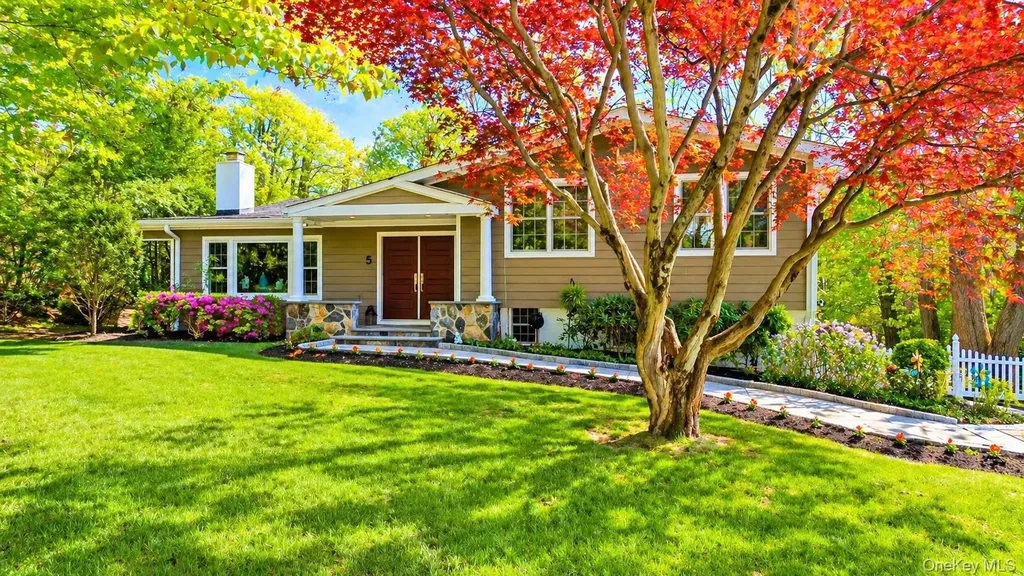 5 Eaton Lane Scarsdale NY 10583
