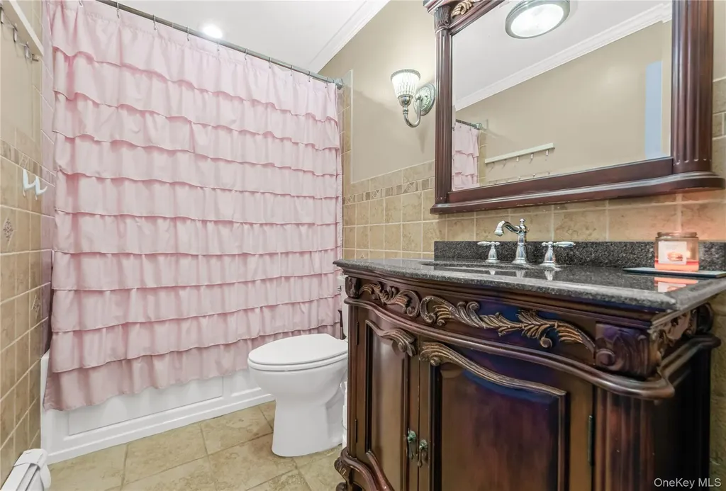 24 Sabre Drive Selden NY 11784