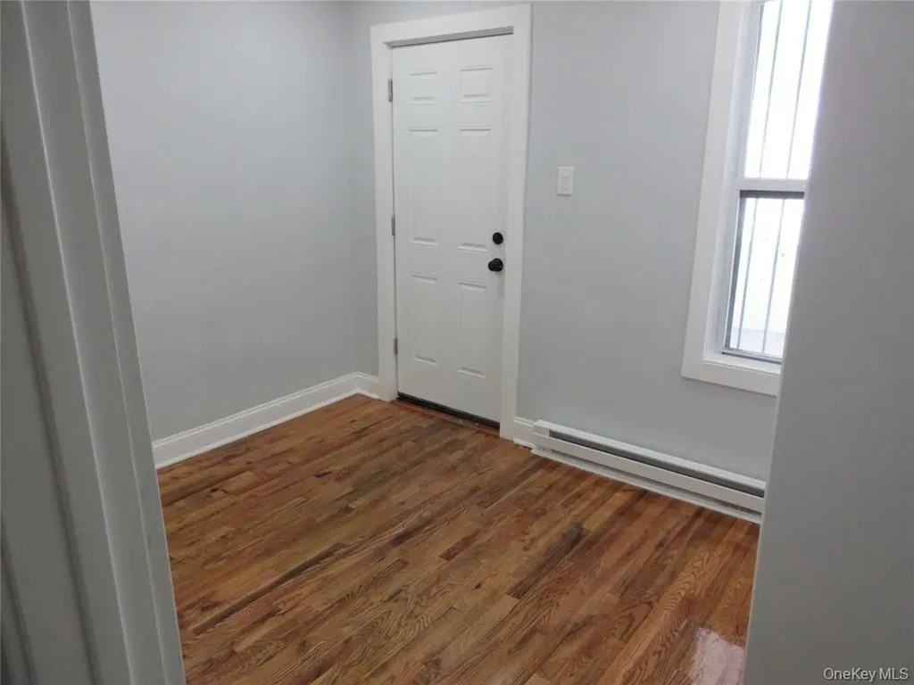949 E 213th Street Bronx NY 10469