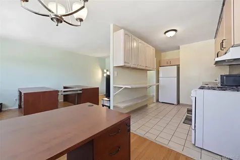 26505 Hillside Avenue Floral Park NY 11004