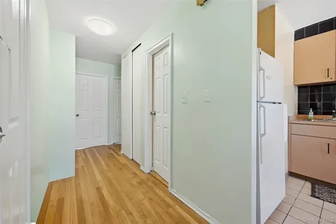 26505 Hillside Avenue Floral Park NY 11004