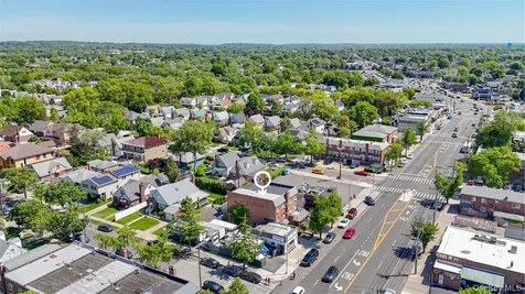 26505 Hillside Avenue Floral Park NY 11004
