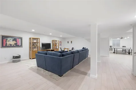 33 Ardsley Avenue E Irvington NY 10533