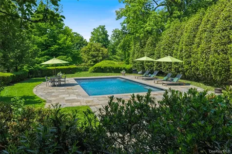 33 Ardsley Avenue E Irvington NY 10533