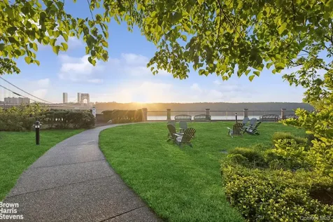 180 Cabrini Boulevard New York (manhattan) NY 10033