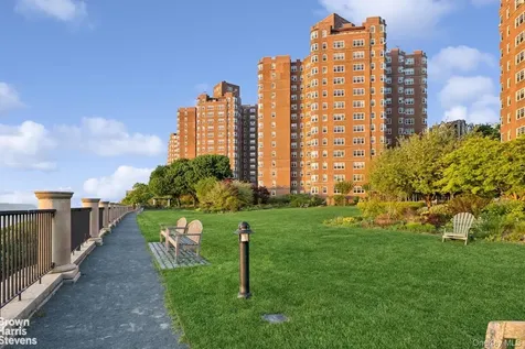 180 Cabrini Boulevard New York (manhattan) NY 10033