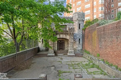 180 Cabrini Boulevard New York (manhattan) NY 10033
