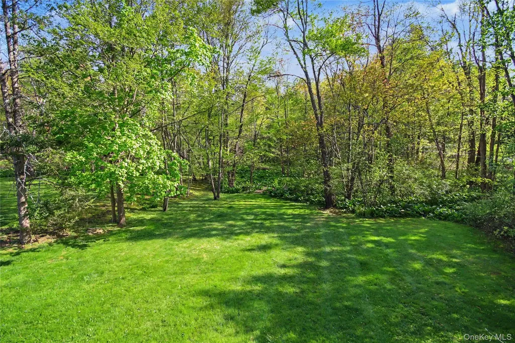 1 Cliffside Lane Bedford Corners NY 10549
