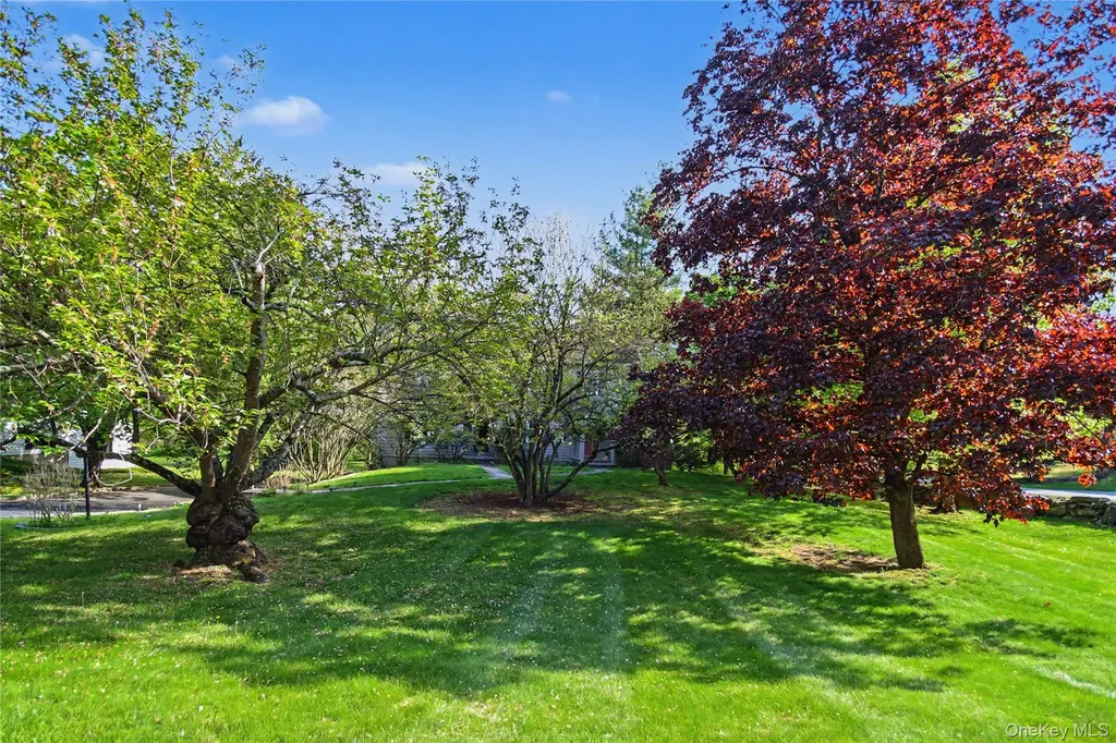 1 Cliffside Lane Bedford Corners NY 10549