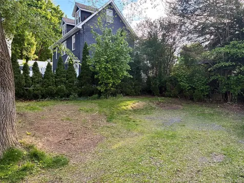 35 S Lawn Avenue Elmsford NY 10523