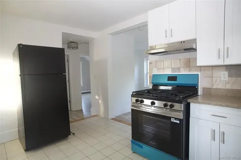 35 S Lawn Avenue Elmsford NY 10523