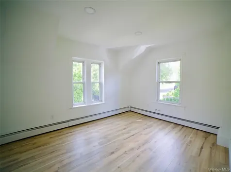 35 S Lawn Avenue Elmsford NY 10523