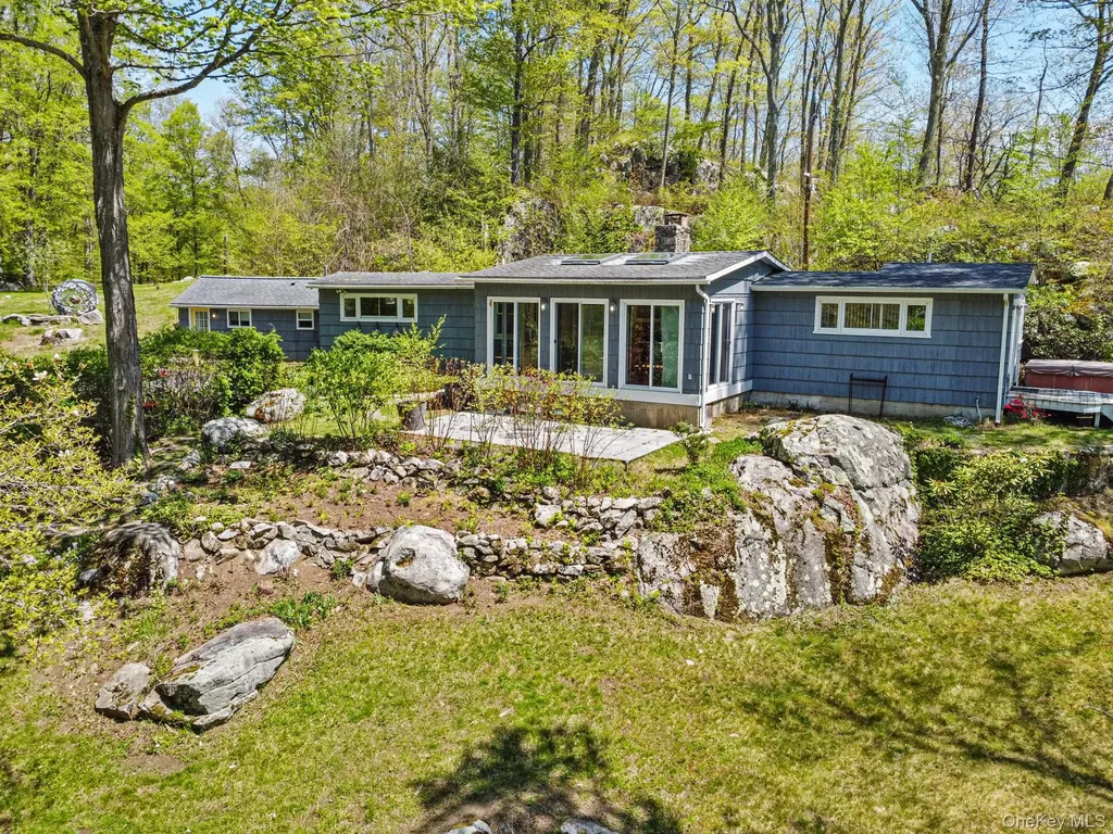 44 Tompkins Road Carmel NY 10512
