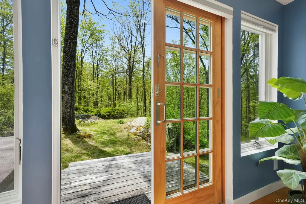 44 Tompkins Road Carmel NY 10512