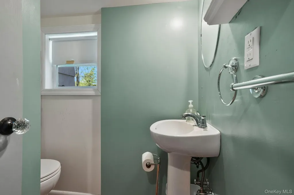 44 Tompkins Road Carmel NY 10512