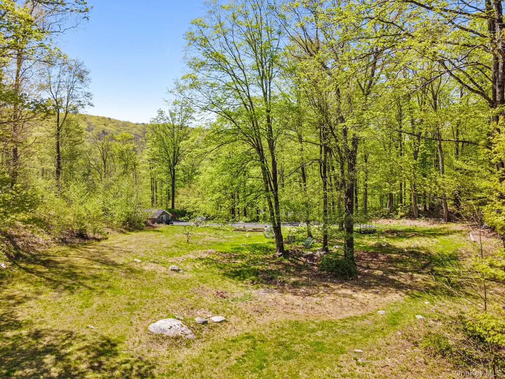 44 Tompkins Road Carmel NY 10512