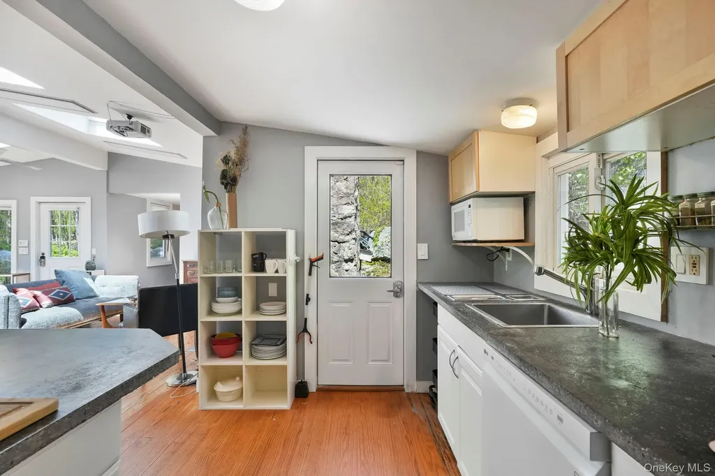 44 Tompkins Road Carmel NY 10512