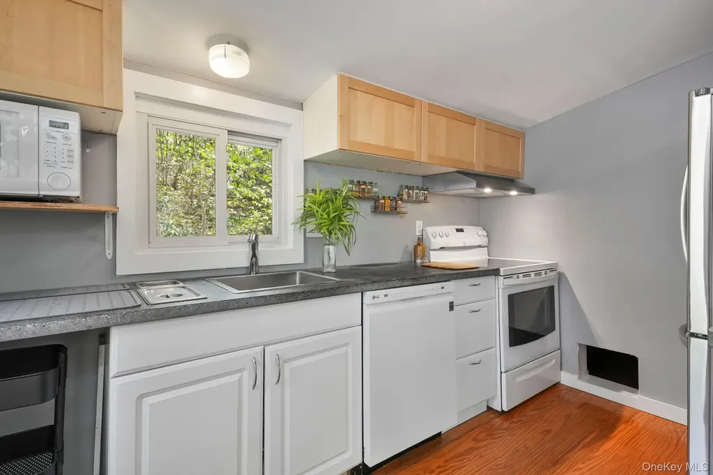 44 Tompkins Road Carmel NY 10512