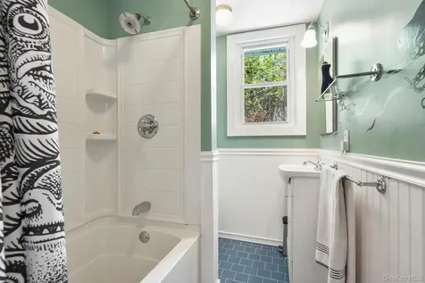 44 Tompkins Road Carmel NY 10512