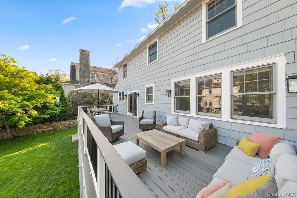 3 Vanderburgh Avenue Larchmont NY 10538