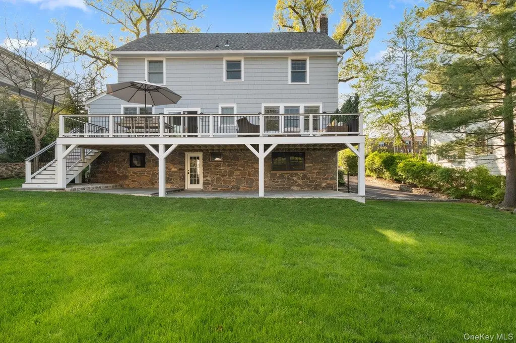 3 Vanderburgh Avenue Larchmont NY 10538