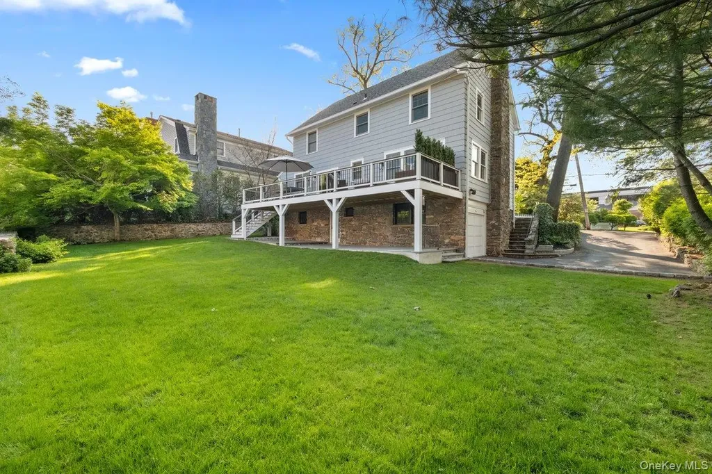3 Vanderburgh Avenue Larchmont NY 10538