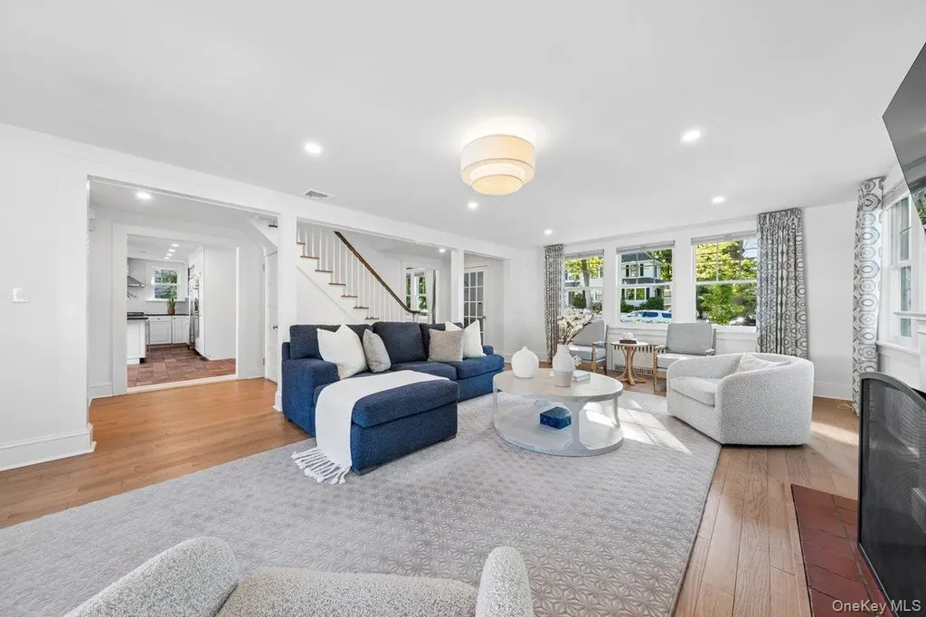 3 Vanderburgh Avenue Larchmont NY 10538