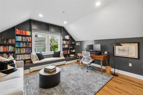 3 Vanderburgh Avenue Larchmont NY 10538