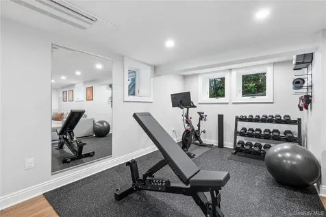 3 Vanderburgh Avenue Larchmont NY 10538