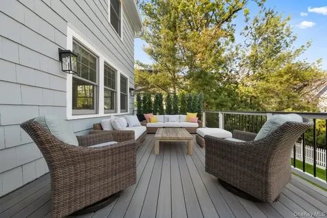 3 Vanderburgh Avenue Larchmont NY 10538