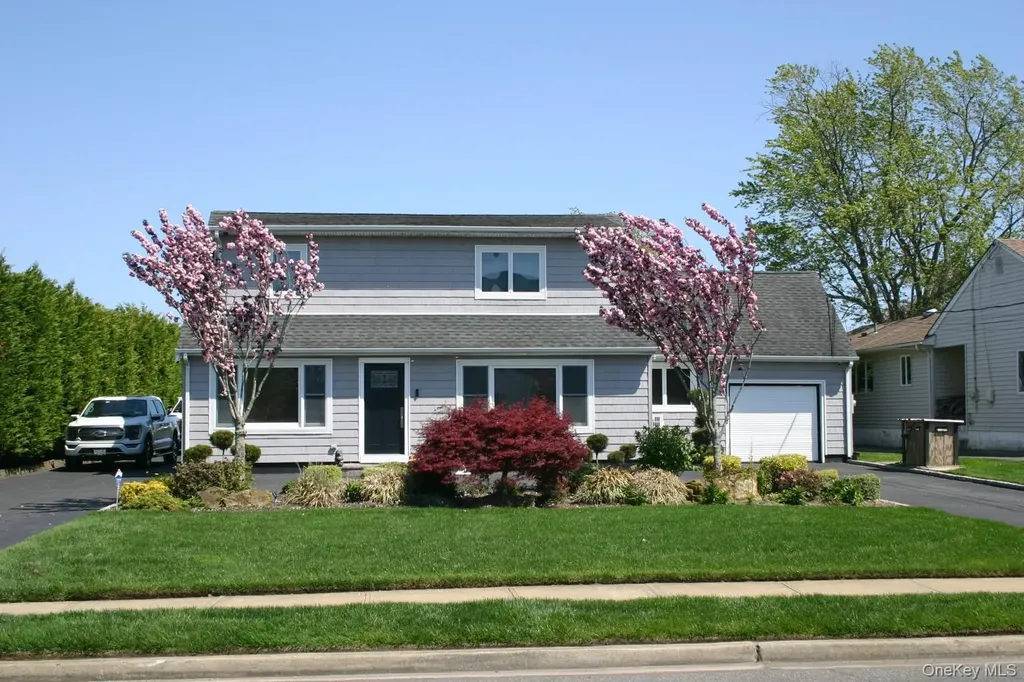 121 Ocean Avenue Massapequa NY 11758