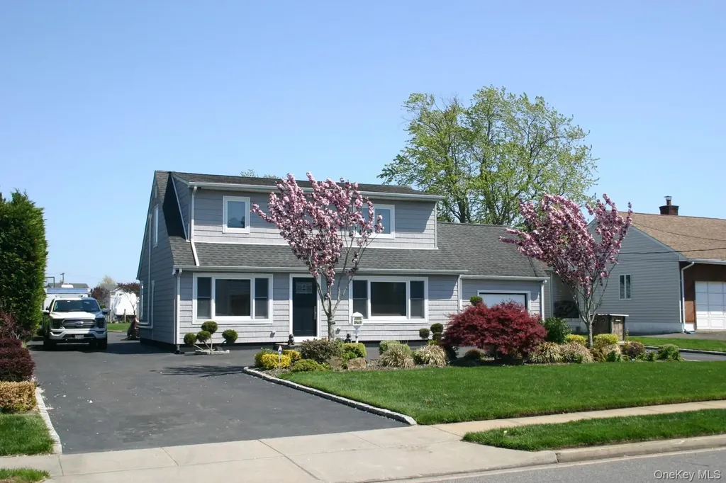 121 Ocean Avenue Massapequa NY 11758