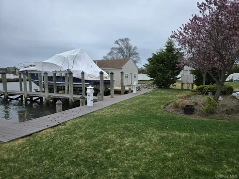 121 Ocean Avenue Massapequa NY 11758
