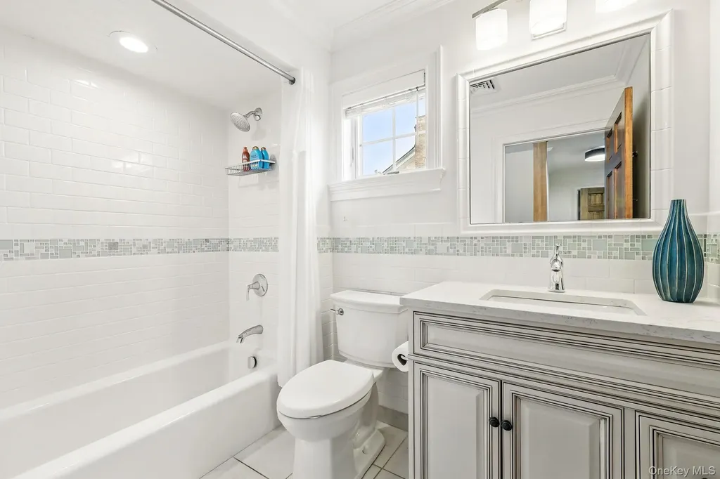 10 Nautilus Place New Rochelle NY 10805