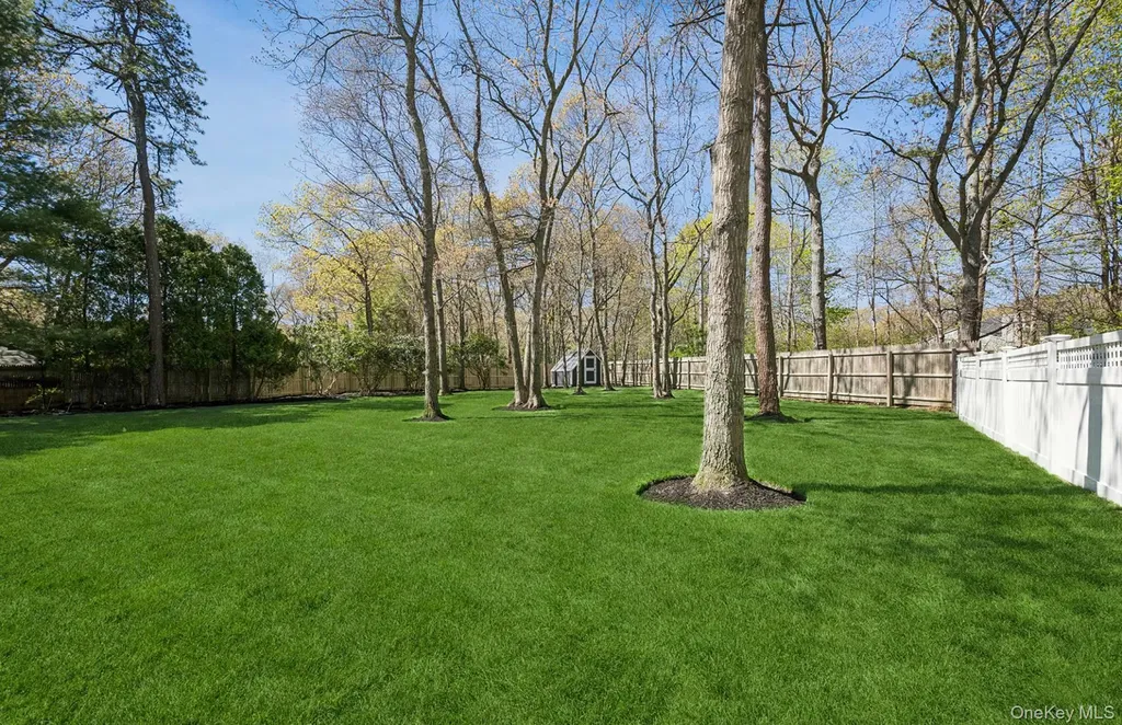 57 Bellows Terrace Hampton Bays NY 11946