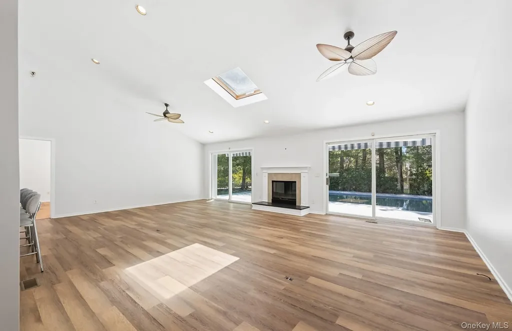 57 Bellows Terrace Hampton Bays NY 11946