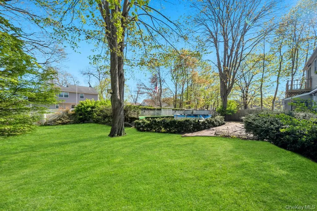 64 Spar Drive Mastic Beach NY 11951