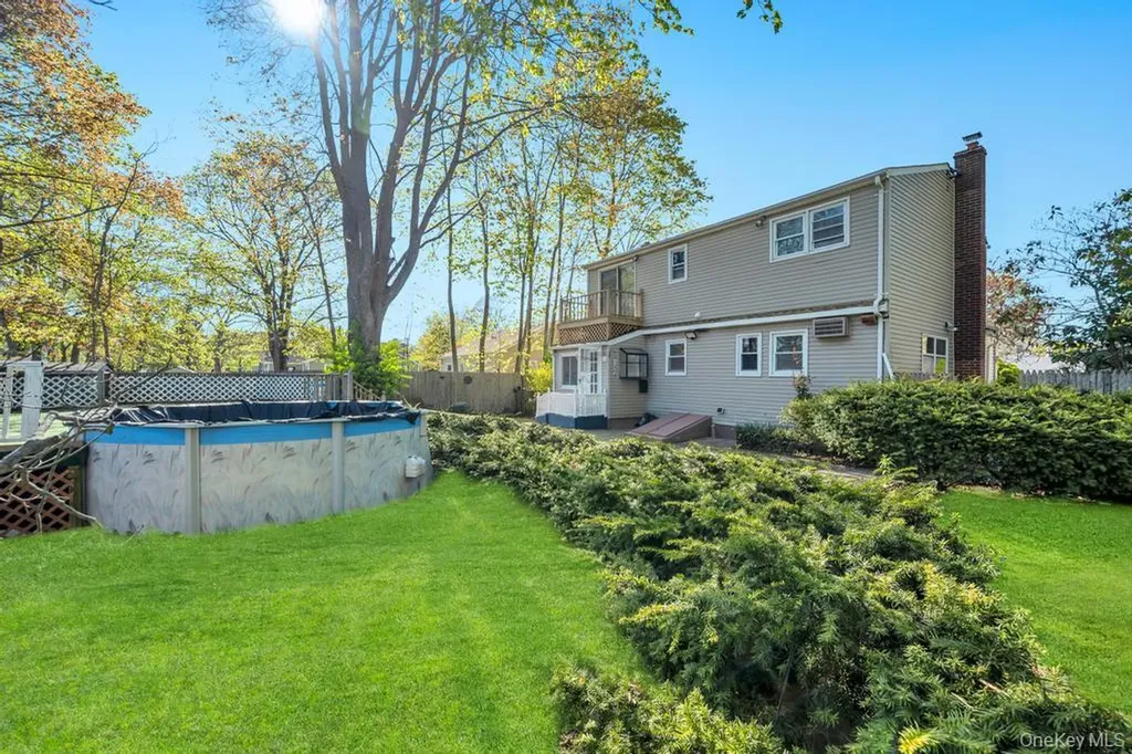 64 Spar Drive Mastic Beach NY 11951