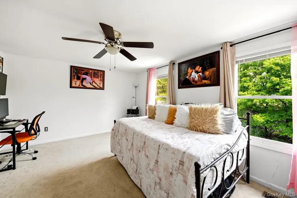 708 Mallard Way Peekskill NY 10566