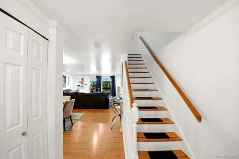 708 Mallard Way Peekskill NY 10566