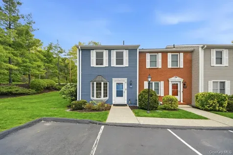 708 Mallard Way Peekskill NY 10566
