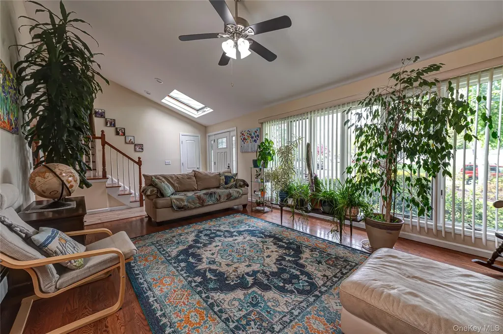 17 Lodge Lane Miller Place NY 11764