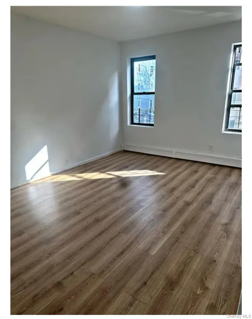 11 Lawrence Street Yonkers NY 10705