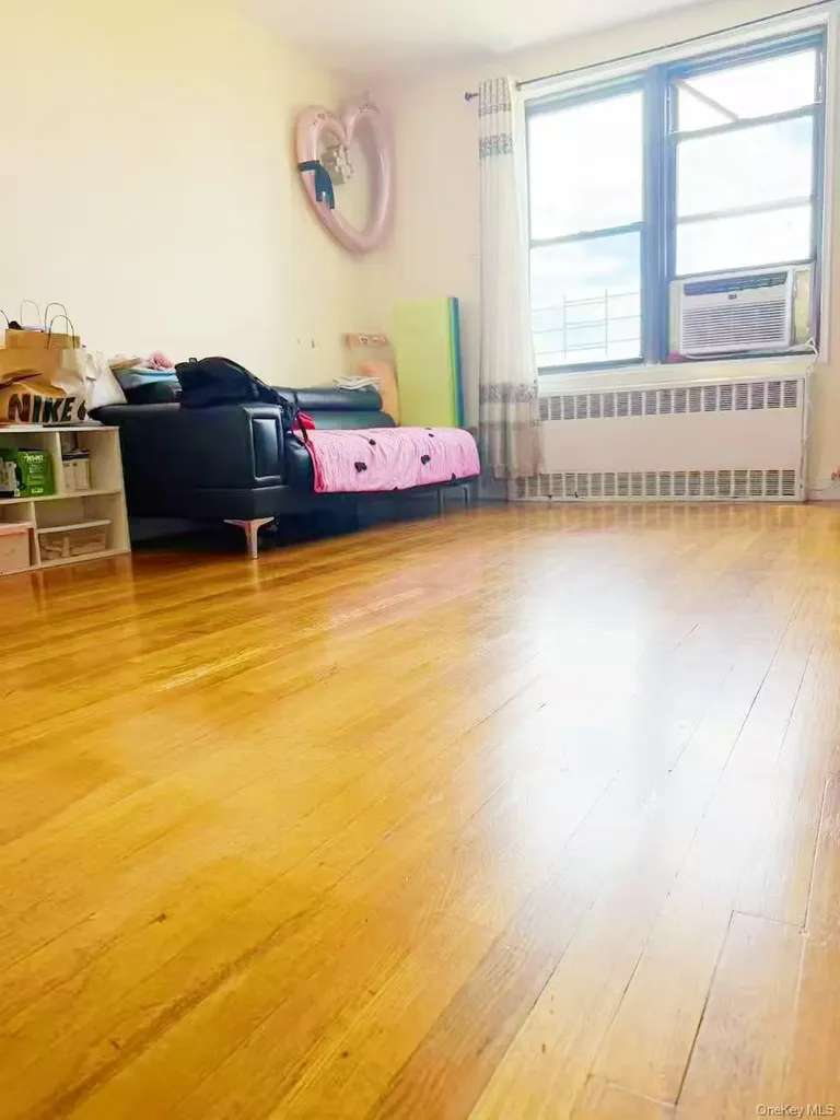 15010 71st Avenue Flushing NY 11367