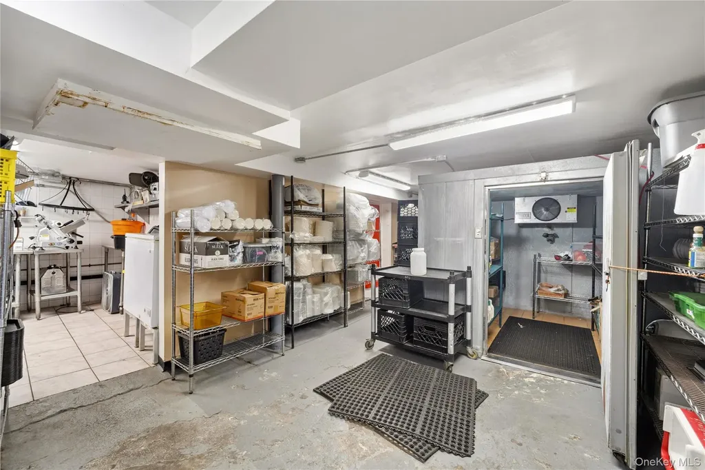 75-01 88th Street Glendale NY 11385