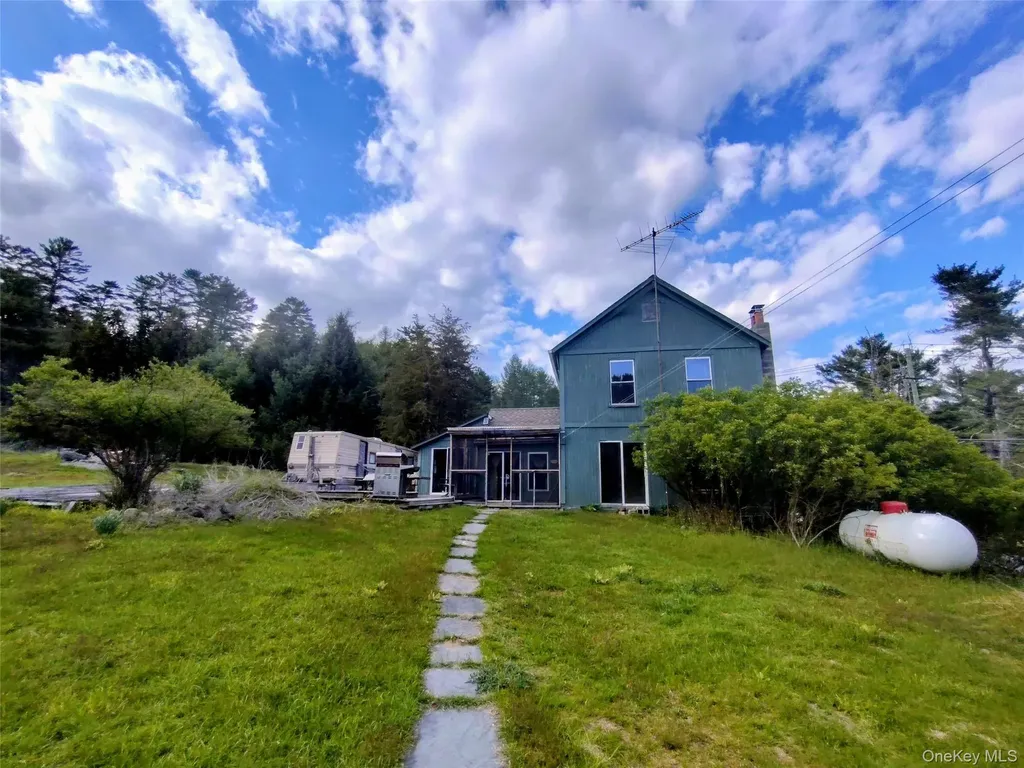 983 Plank Road Forestburgh NY 12777