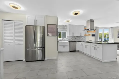 5 Arlington Court Montrose NY 10548