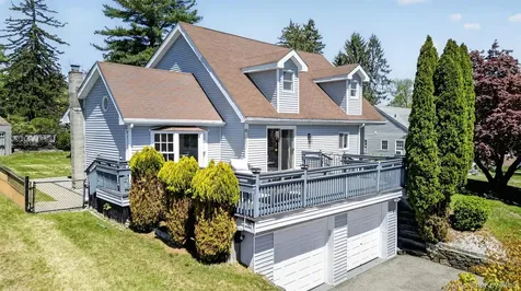 5 Arlington Court Montrose NY 10548