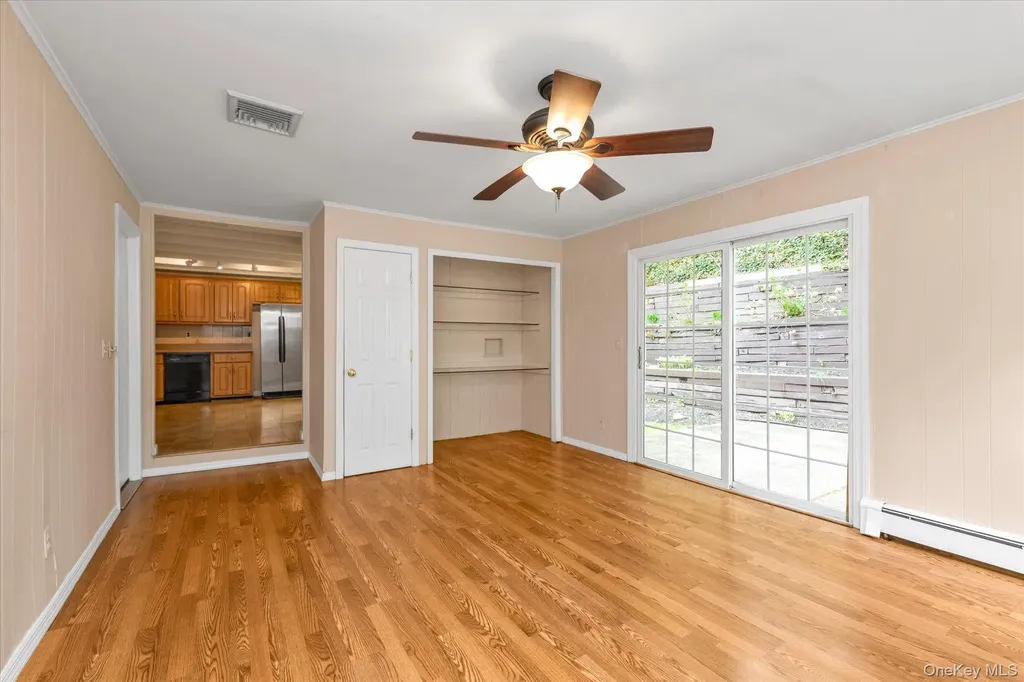 21 Beech Place Huntington NY 11743